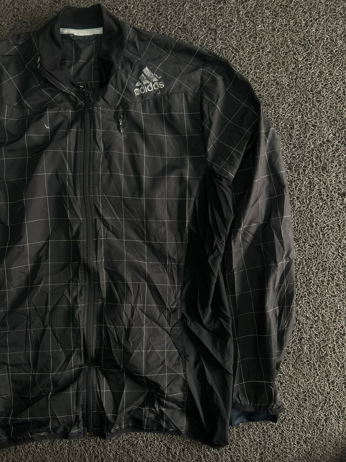 Adidas Checkered Windbreaker Jacket with Full-Zip Front & Stand Collar ⚠️ Small Stains