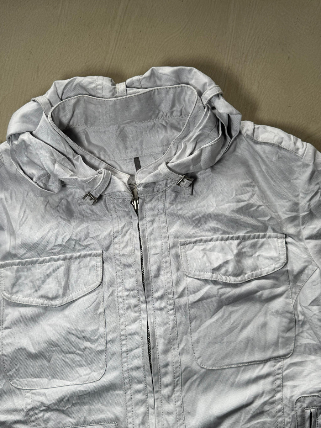Men's White Utility Hooded Zip-Up Jacket – Lightweight Multi-Pocket Casual Outdoor Windbreaker
