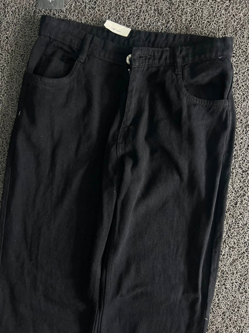 H&M Black Relaxed Straight-Leg Denim Jeans