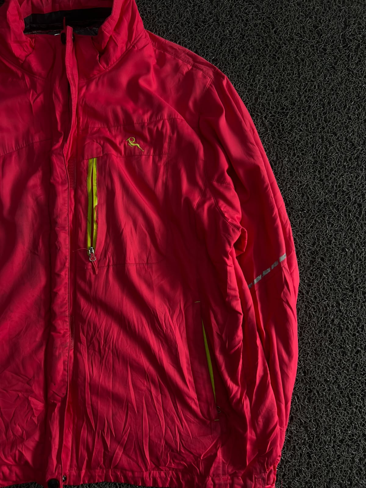 Women’s Red Hooded Lightweight Outdoor Windbreaker Jacket
