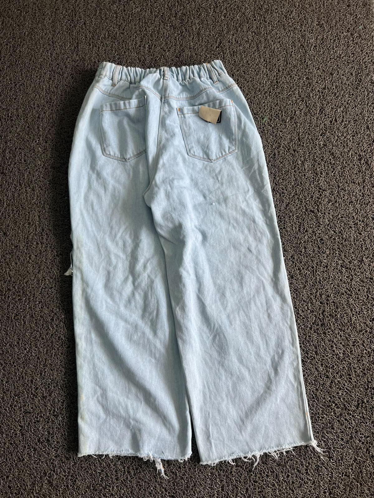 Vintage Light Wash Distressed Wide Leg Denim Jeans – Raw Hem Baggy Fit