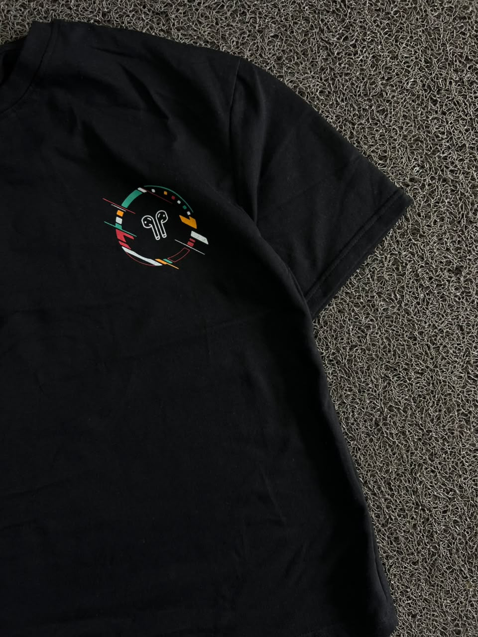 Graphic Crew-Neck Short-Sleeve T-Shirt with Chest Print