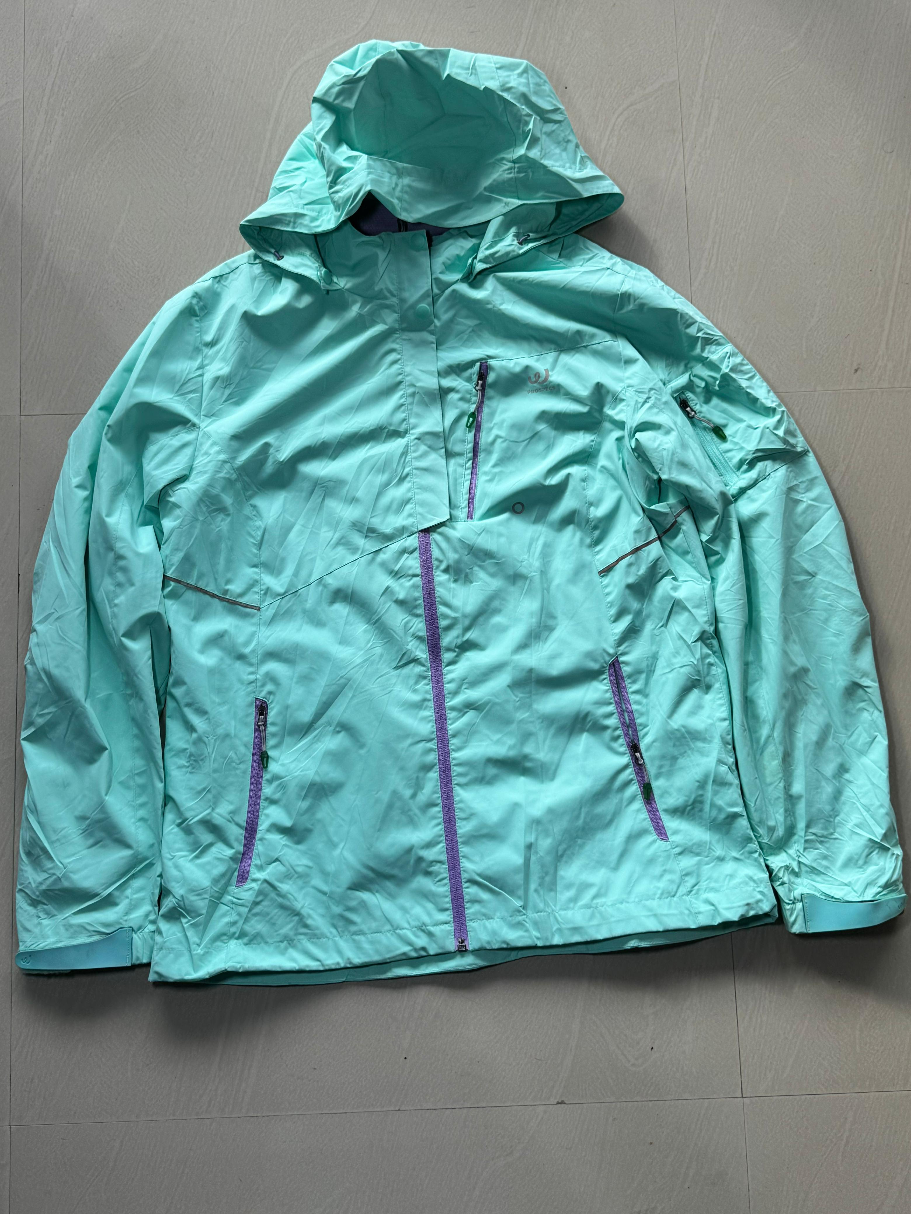 Hooded Waterproof Windbreaker Jacket – Lightweight Full-Zip Outdoor Rain Jacket