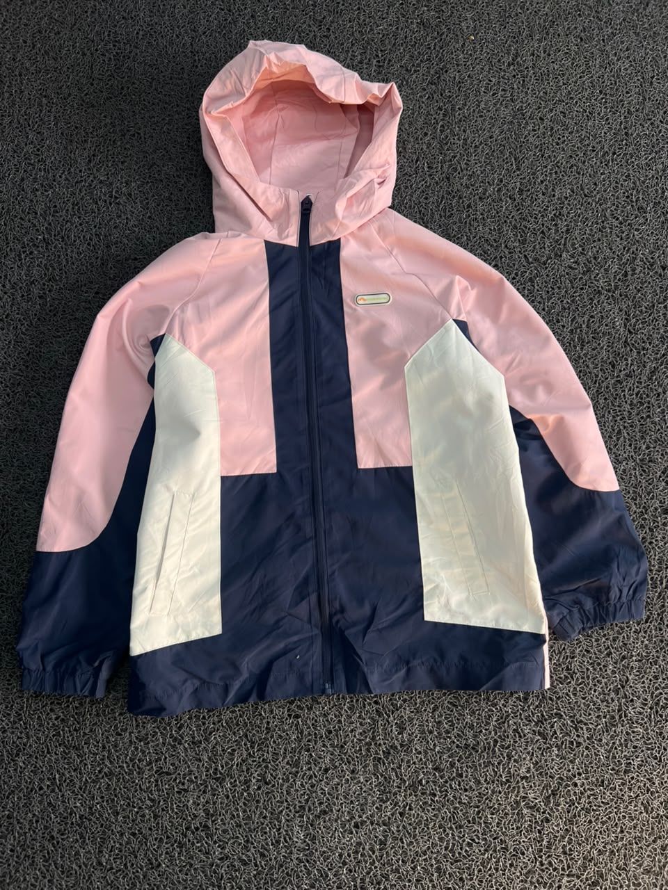 Colorblock Hooded Windbreaker Jacket – Pink / Navy / Cream Lightweight Zip-Up