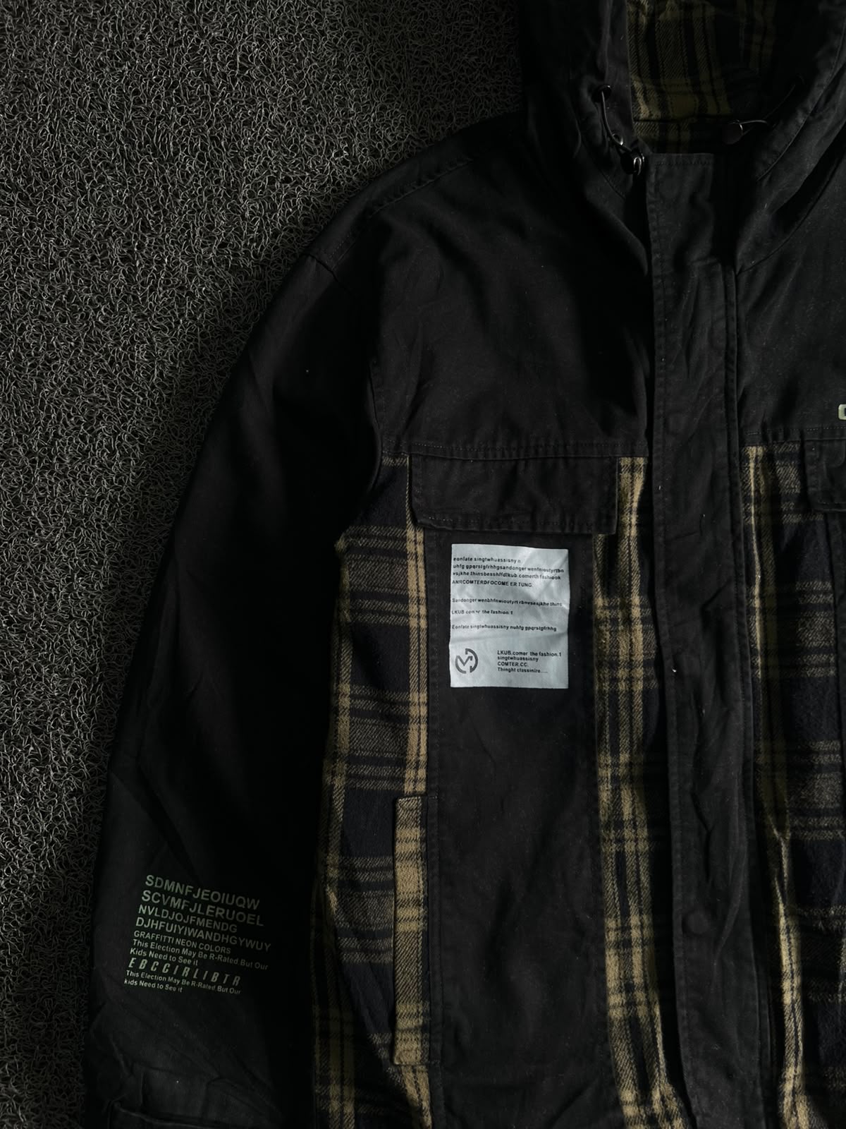 Casual Hooded Utility Jacket with Graphic Back Print