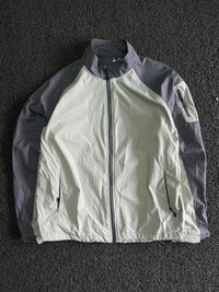 Two-Tone Lightweight Zip-Up Jacket ⚠️ Small Stains