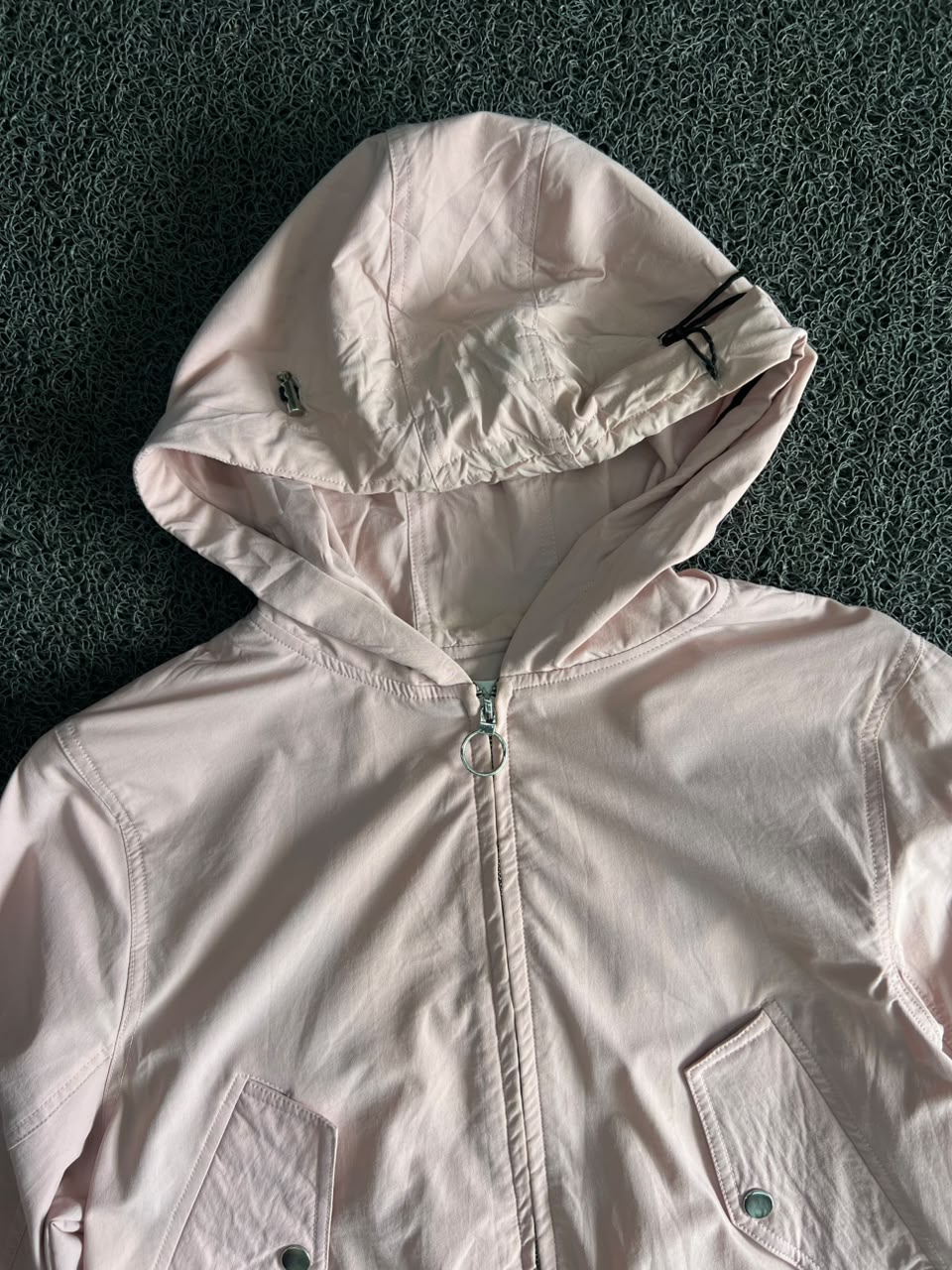 Vintage Blush Pink Hooded Windbreaker Jacket – Lightweight Zip-Up with Utility Pockets