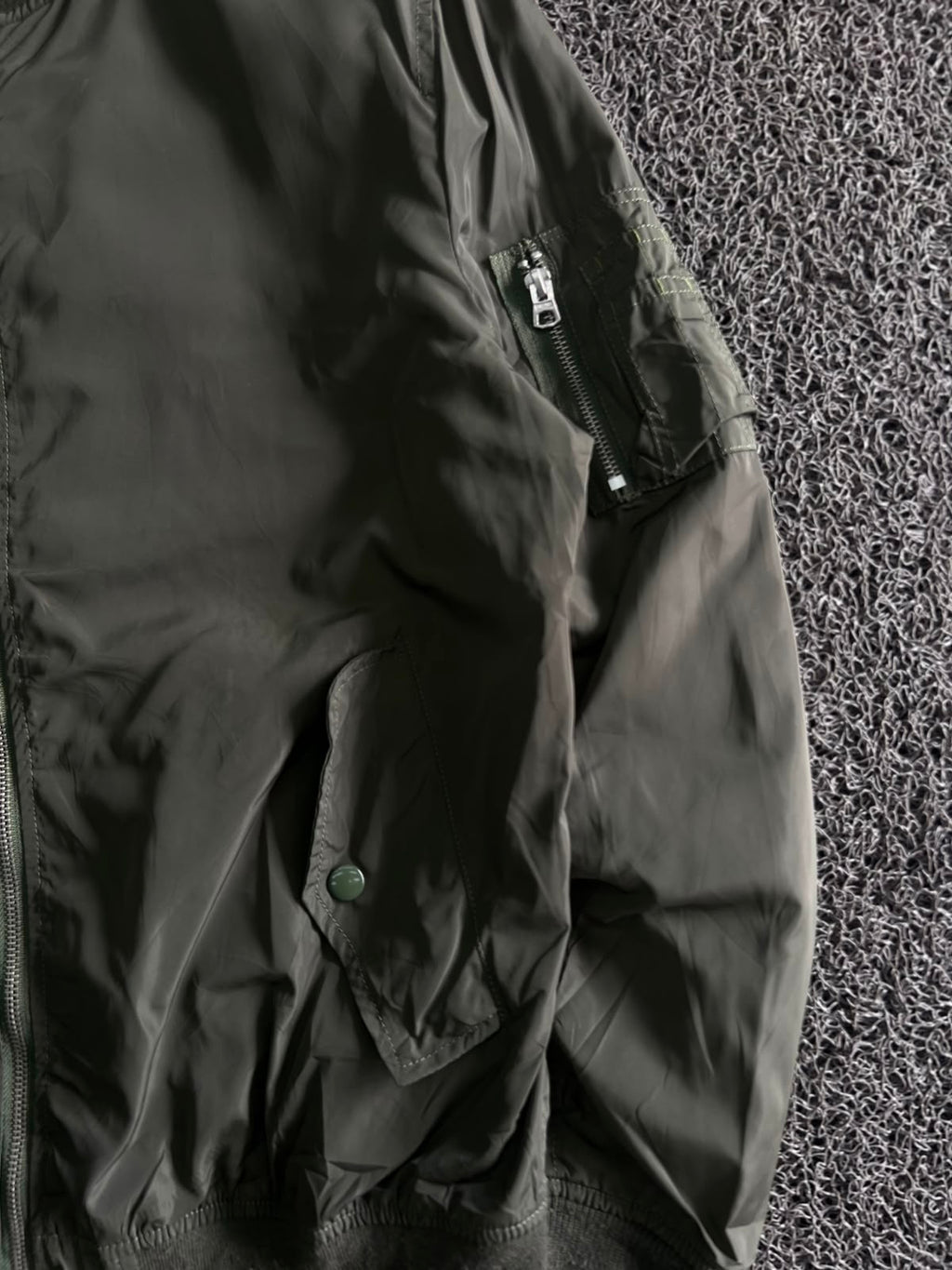 Vintage Alpha Industries Olive Bomber Jacket – Ribbed Trim