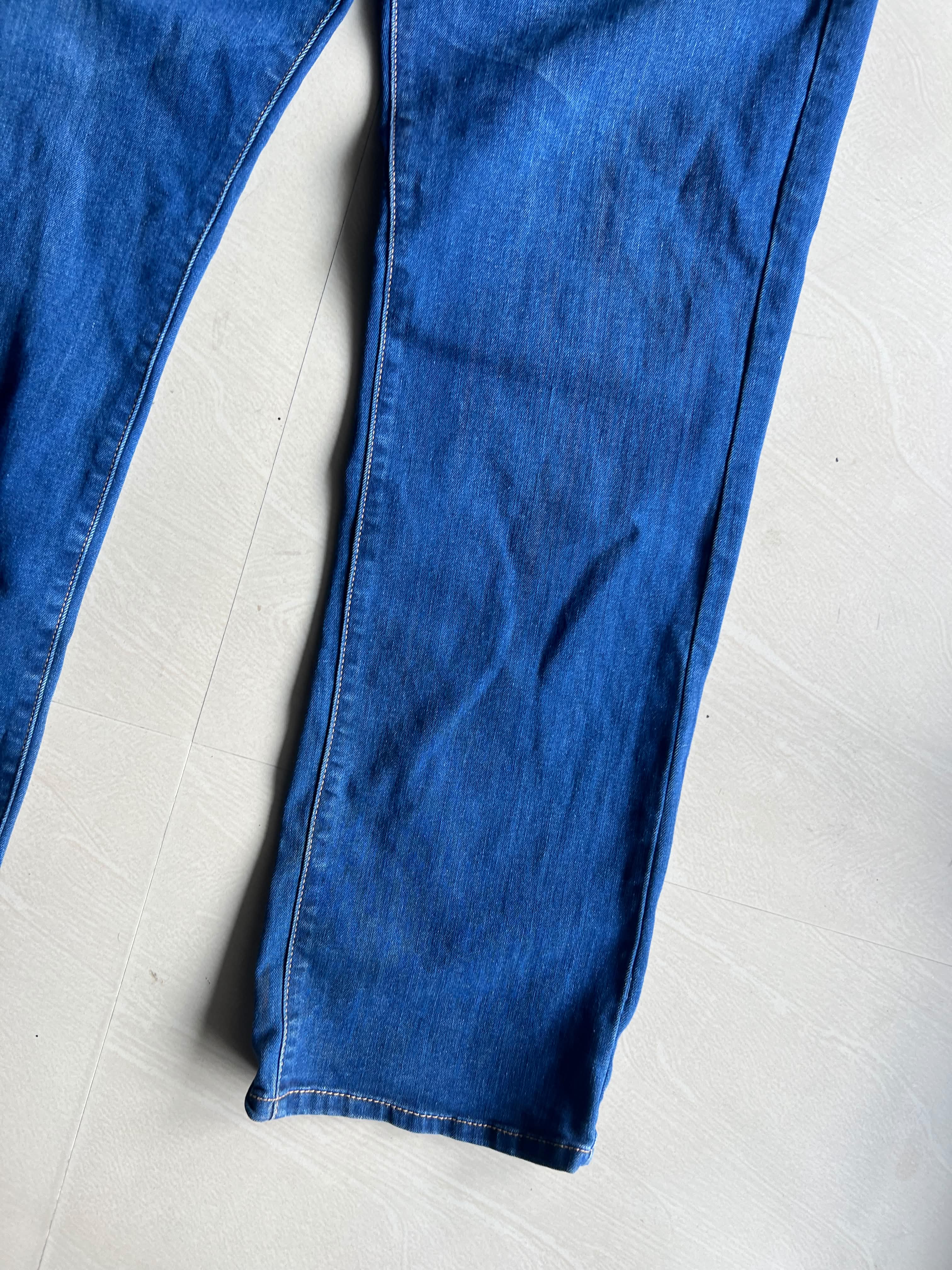 Vintage Blue Wash Straight Fit Denim Jeans