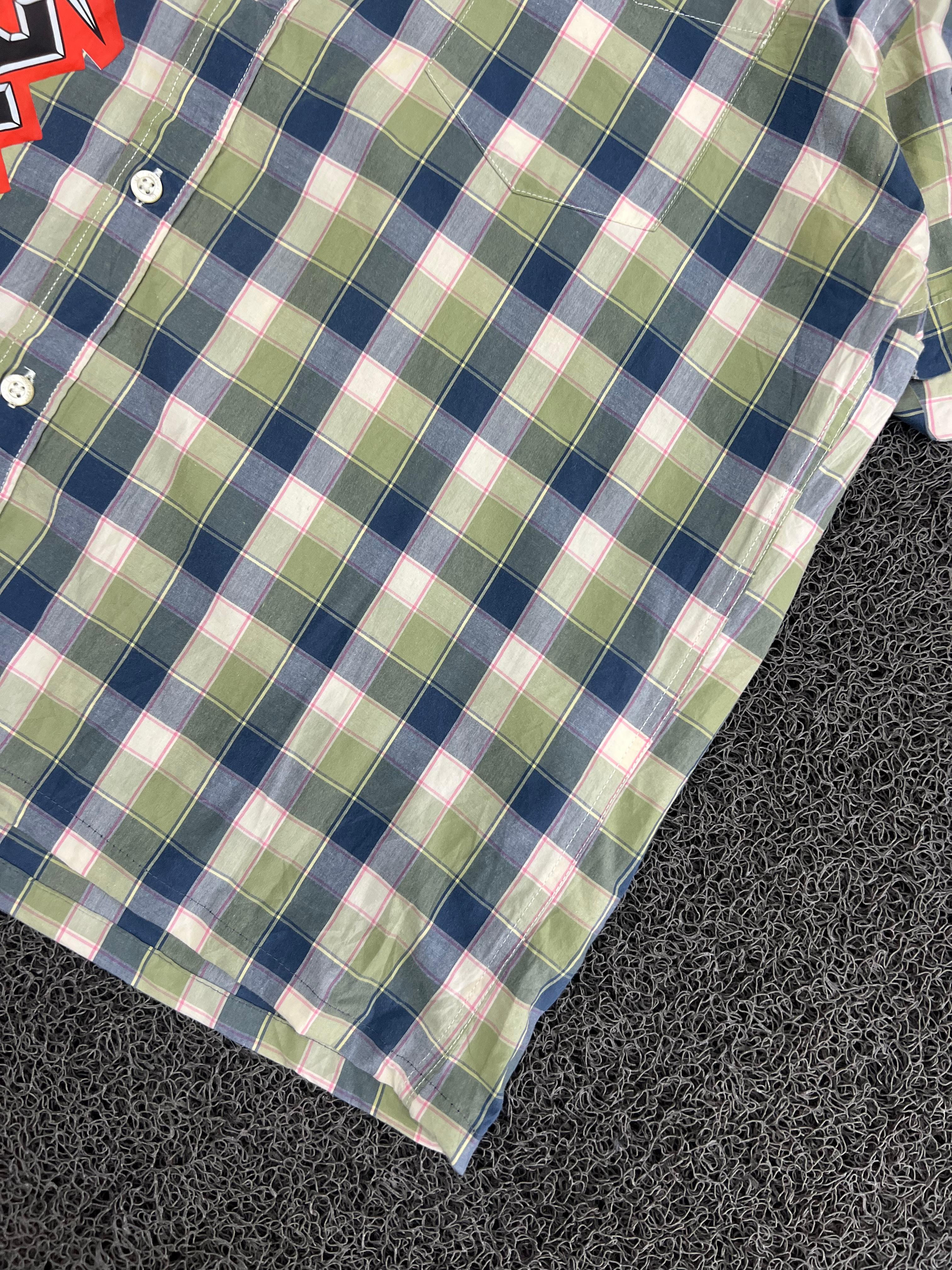Plaid Short Sleeve Button-Up Shirt – Regular