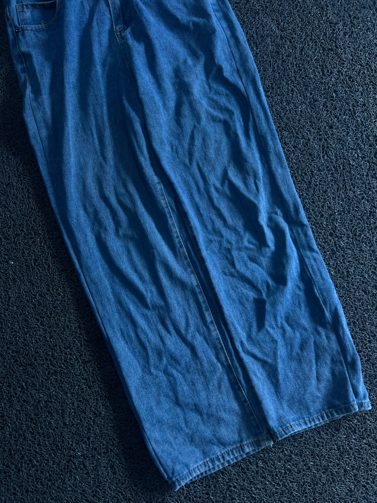 Vintage Blue Wide-Leg Denim Jeans | High-Waist Relaxed Fit | Thrifted