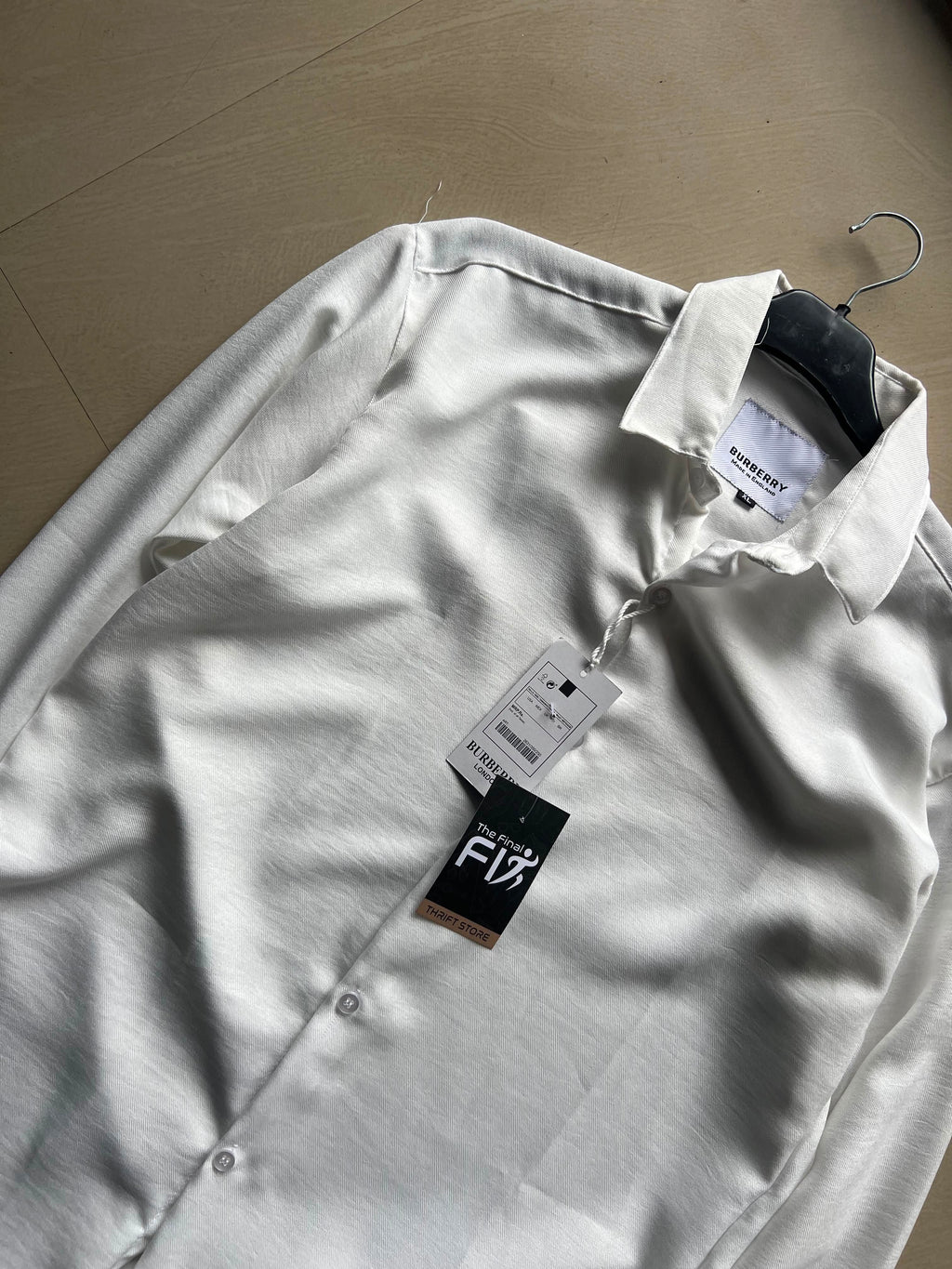 Burberry Long Sleeve Button-Down Shirt – Classic Smart Casual Men's Shirt