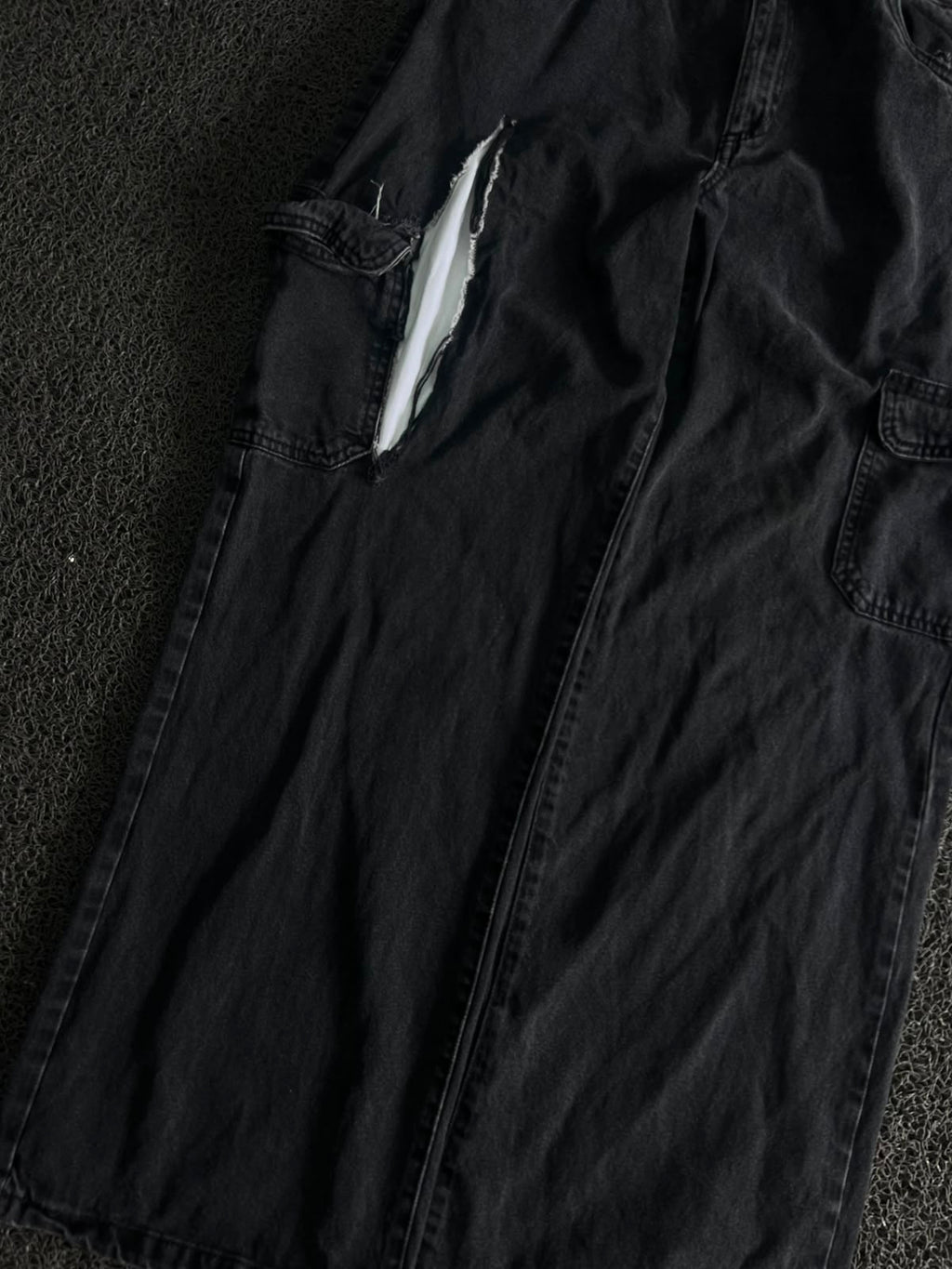 Vintage Black Cargo Wide Leg Jeans – Thrift