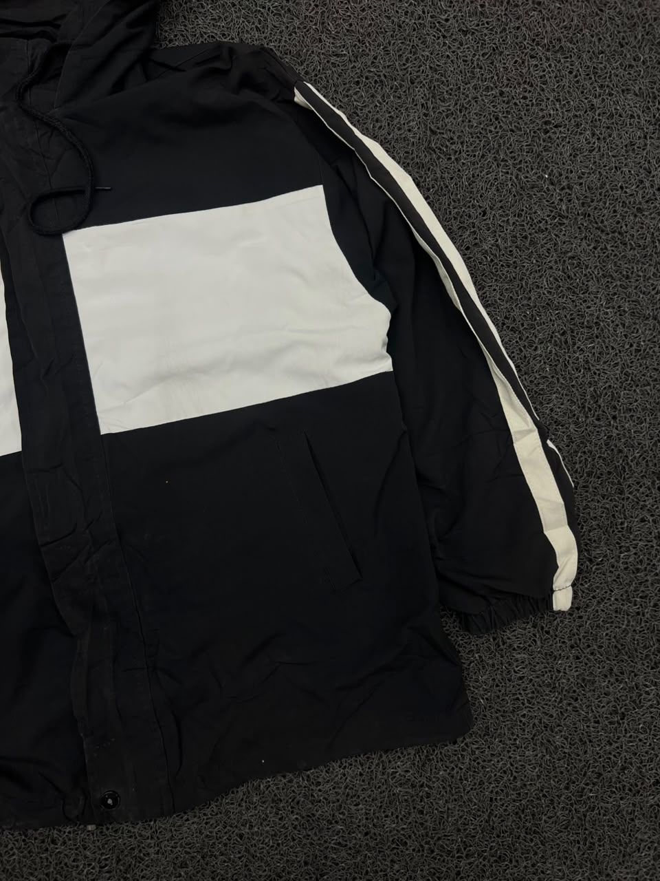 Black & White Color Block Hooded Windbreaker Jacket