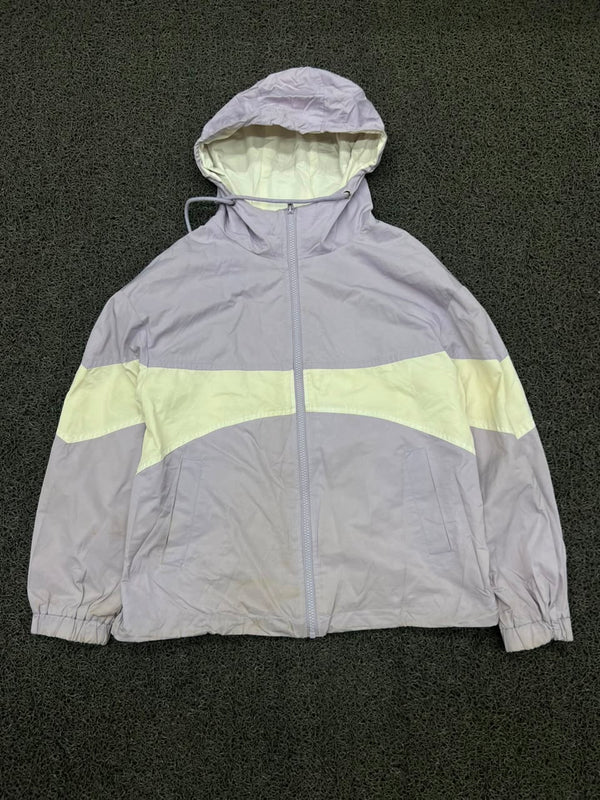 Retro Lightweight Hooded Windbreaker Jacket – Full Zip – ⚠️ Small Stain