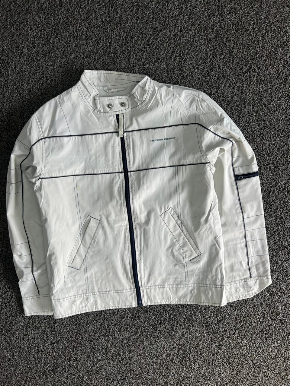 High-Neck Casual Zip-Up Jacket with Contrast Piping
