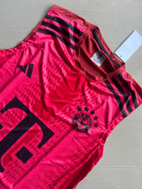 FC Bayern Munich Pink Sleeveless Training Jersey