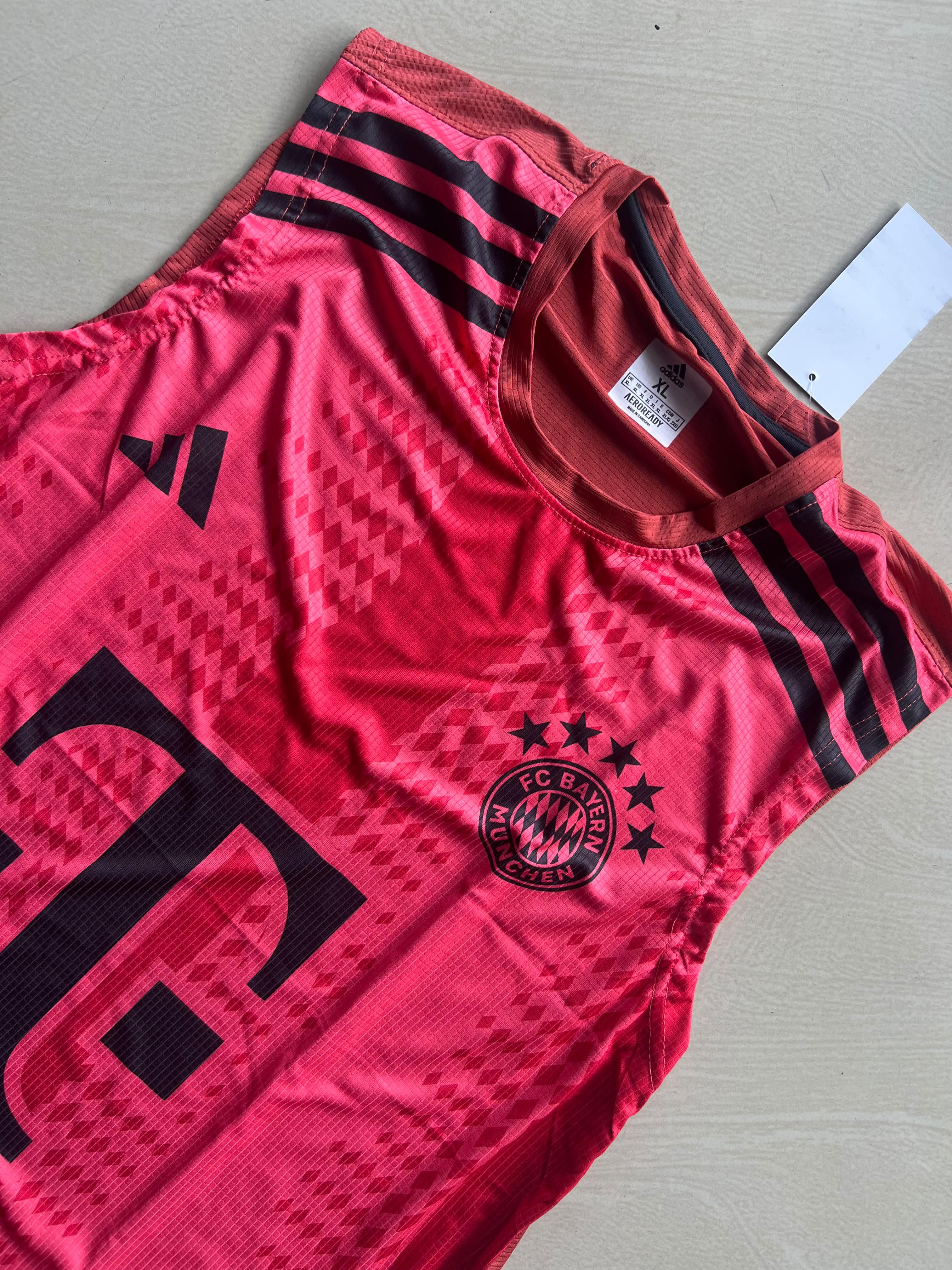FC Bayern Munich Pink Sleeveless Training Jersey