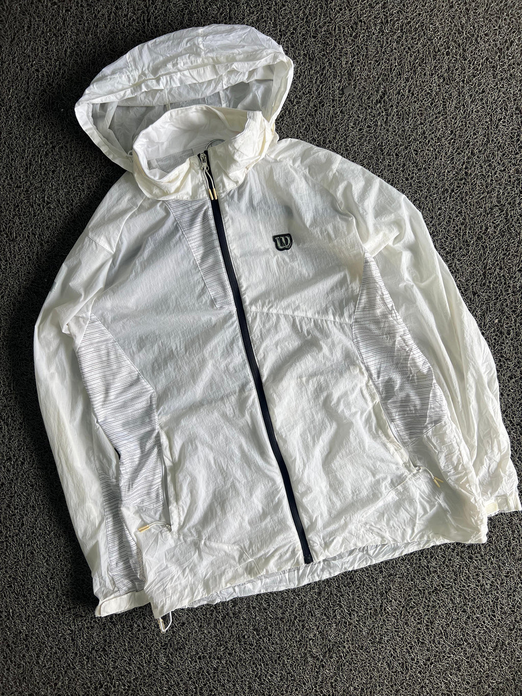 Wilson White Lightweight Hooded Windbreaker Jacket – Full Zip Sports Casual Outerwear