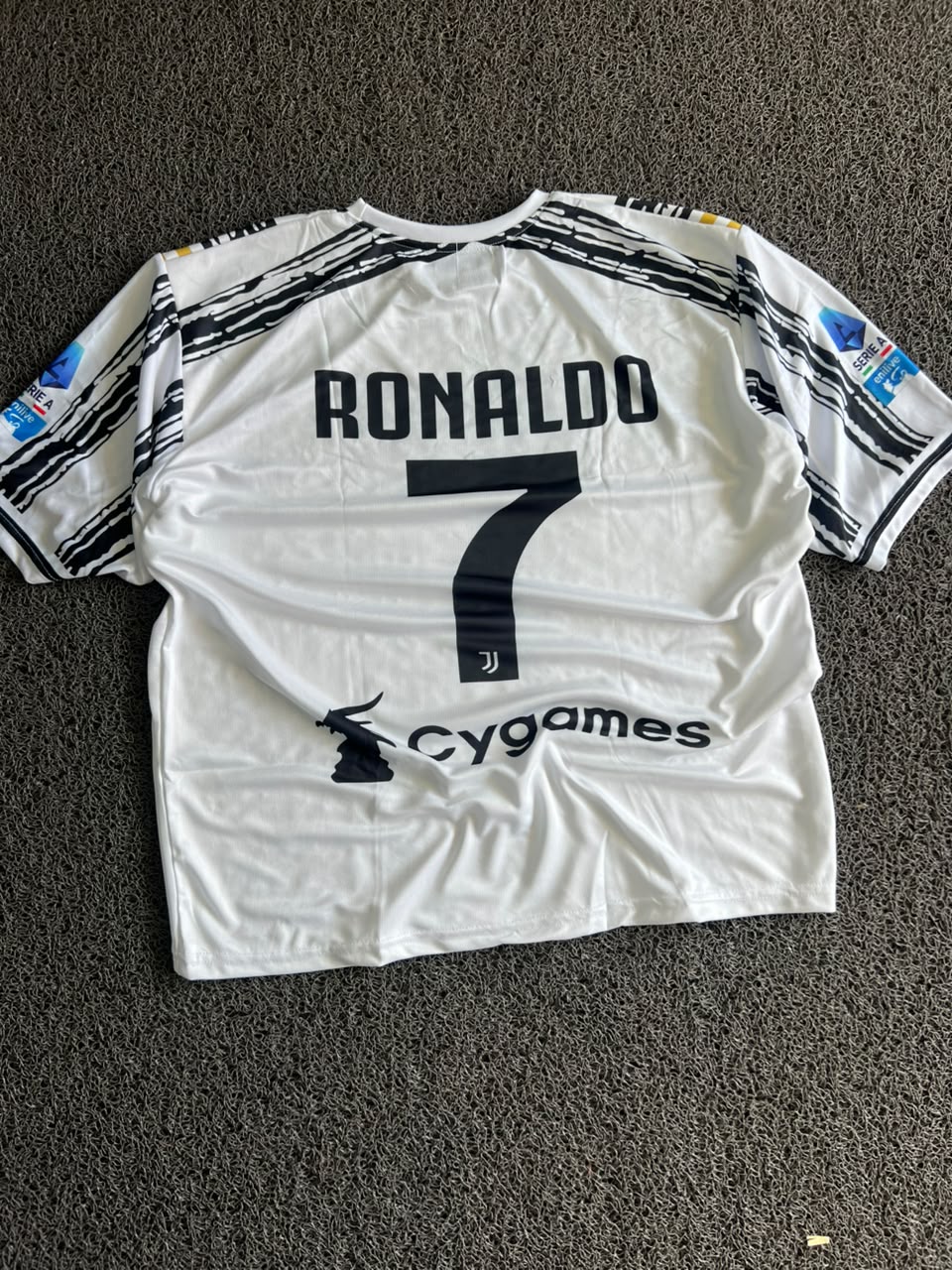 Juventus Cristiano Ronaldo #7 Home Jersey 2020/21 – White & Black Football Five Sleeve Jersey