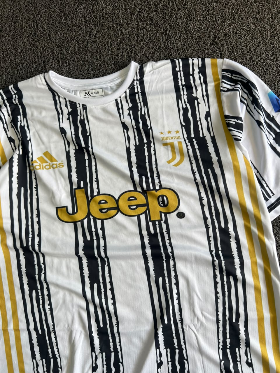 Juventus Cristiano Ronaldo #7 Home Jersey 2020/21 – White & Black Football Five Sleeve Jersey