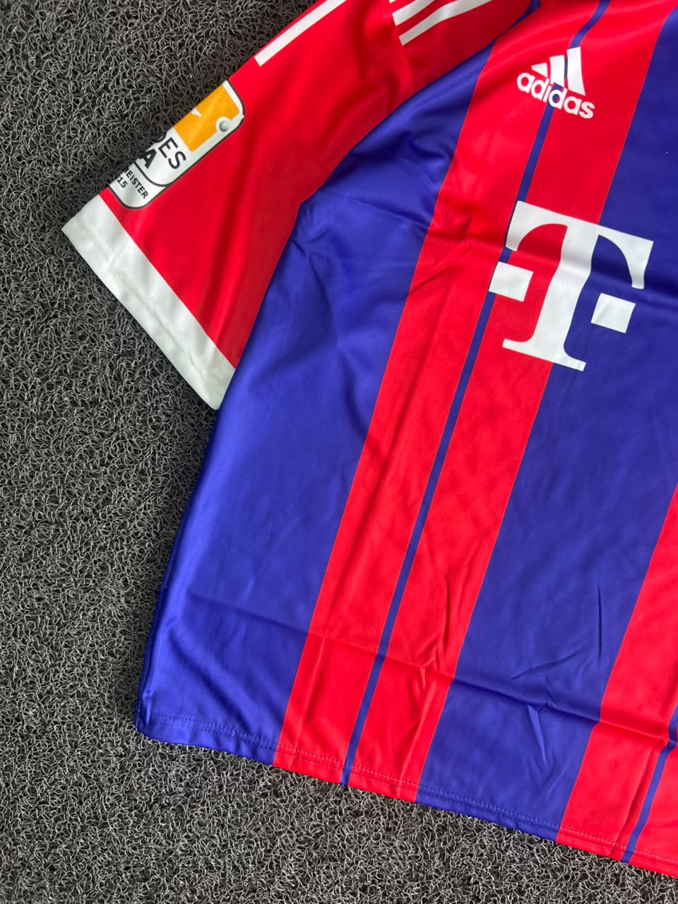 Bayern Munich Toni Kroos #39 Football Five Sleeve Jersey