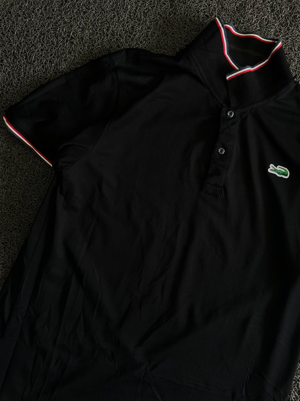 Black Contrast Stripe Collar Polo T-Shirt with Embroidered Crocodile Logo
