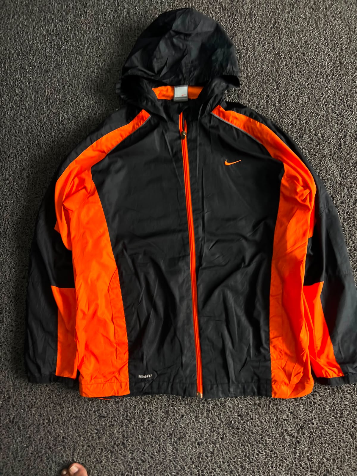 Nike Dri-FIT Hooded Windbreaker Jacket – Black & Orange