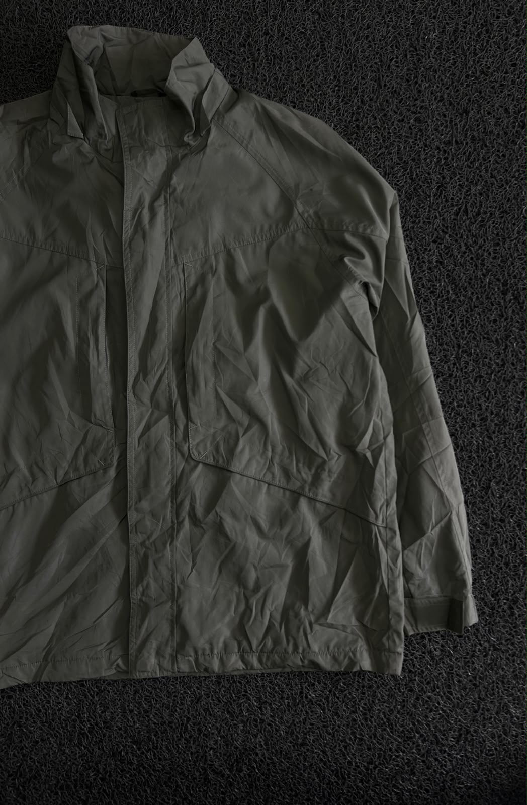 Utility Multi-Pocket Hooded Windbreaker Jacket