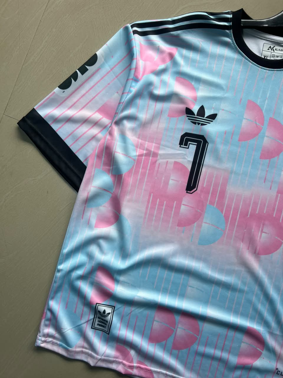 De Bruyne #7 Sky Blue & Pink Premium Football Jersey