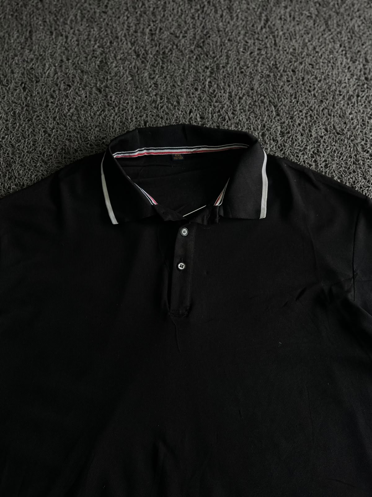 Vintage Black Polo T-Shirt with Contrast Collar | Classic Casual Fit