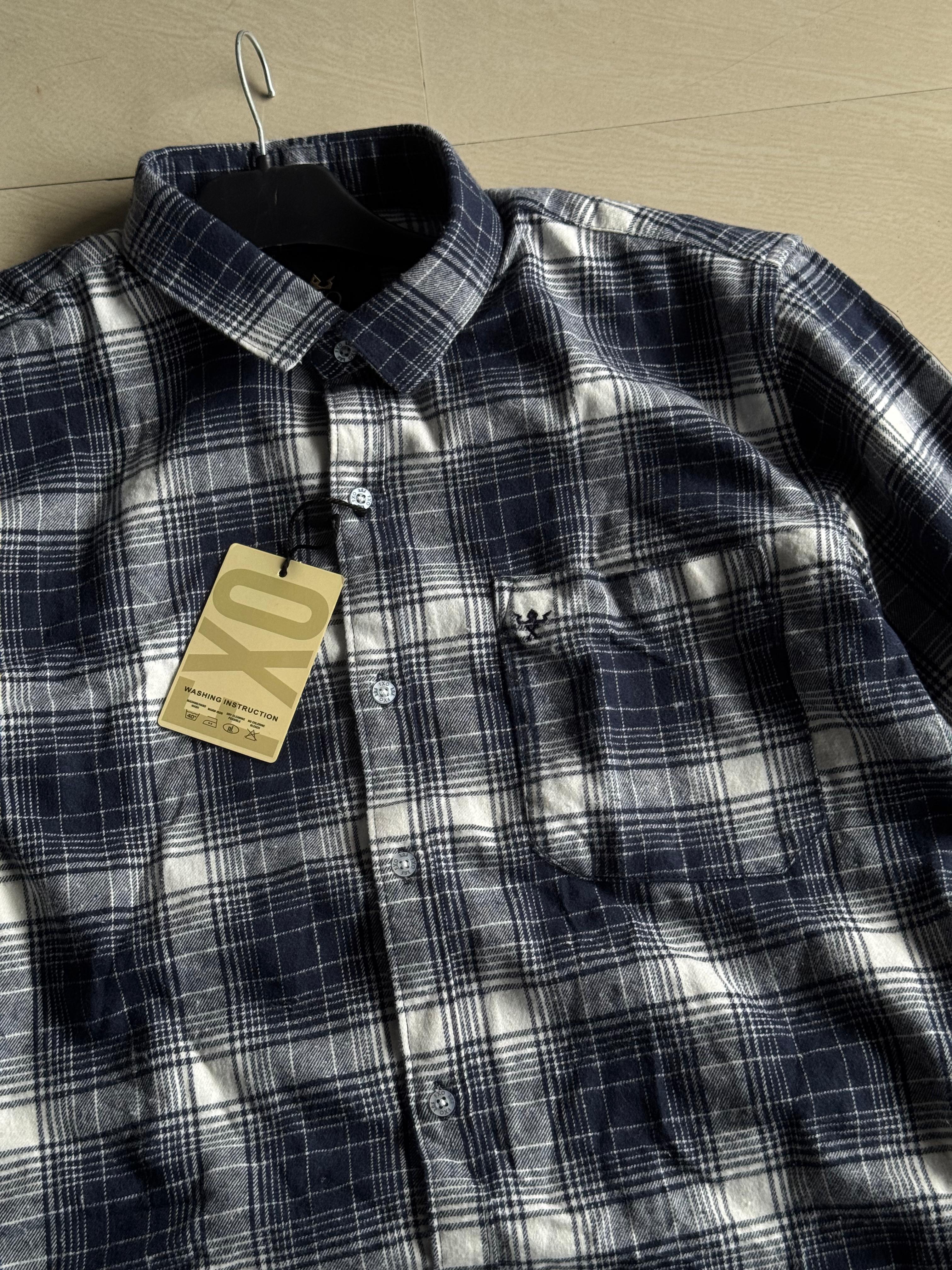 Men's Plaid Flannel Button-Down Shirt