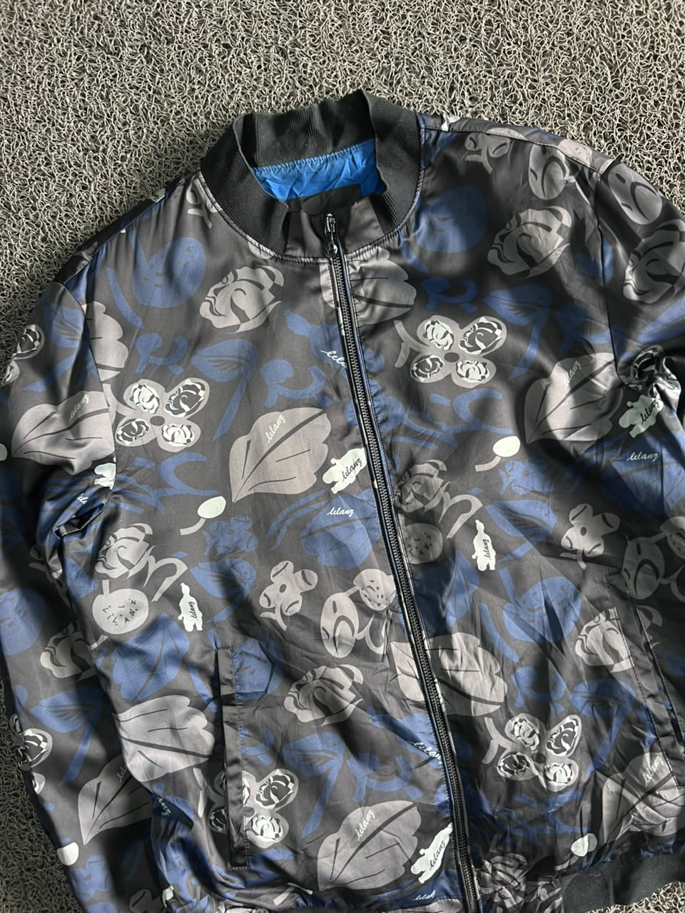 Men's Black & Navy Blue Abstract Print Zip-Up Bomber Jacket