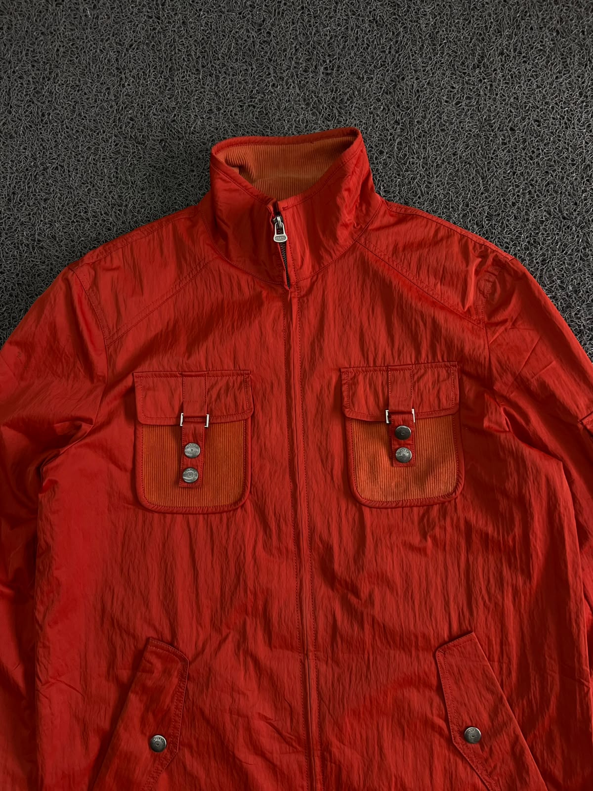 Vintage Utility Field Jacket with Multi-Pocket Design