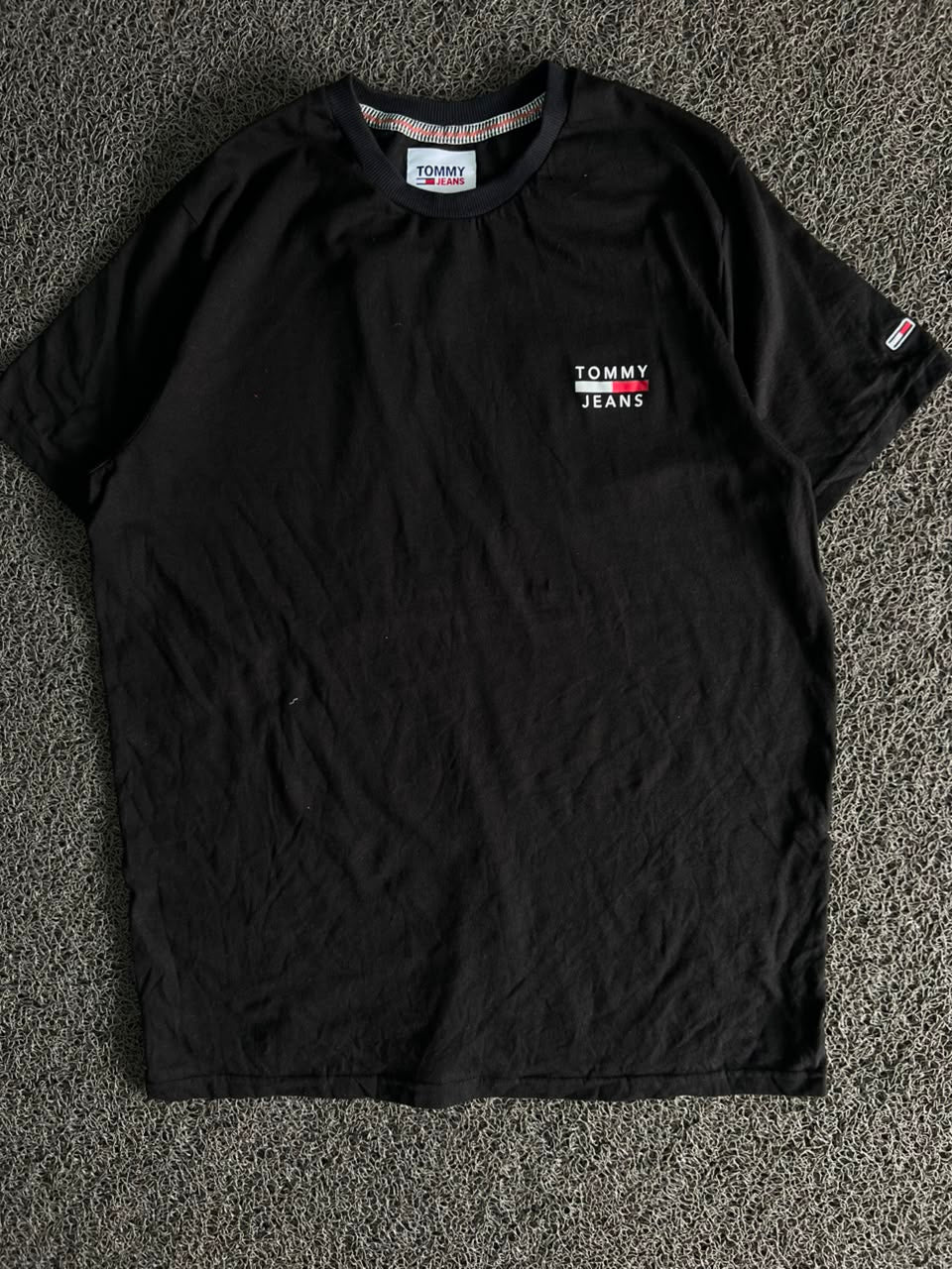 Tommy Jeans Black Logo Crew Neck T-Shirt | Men's Casual Cotton Tee