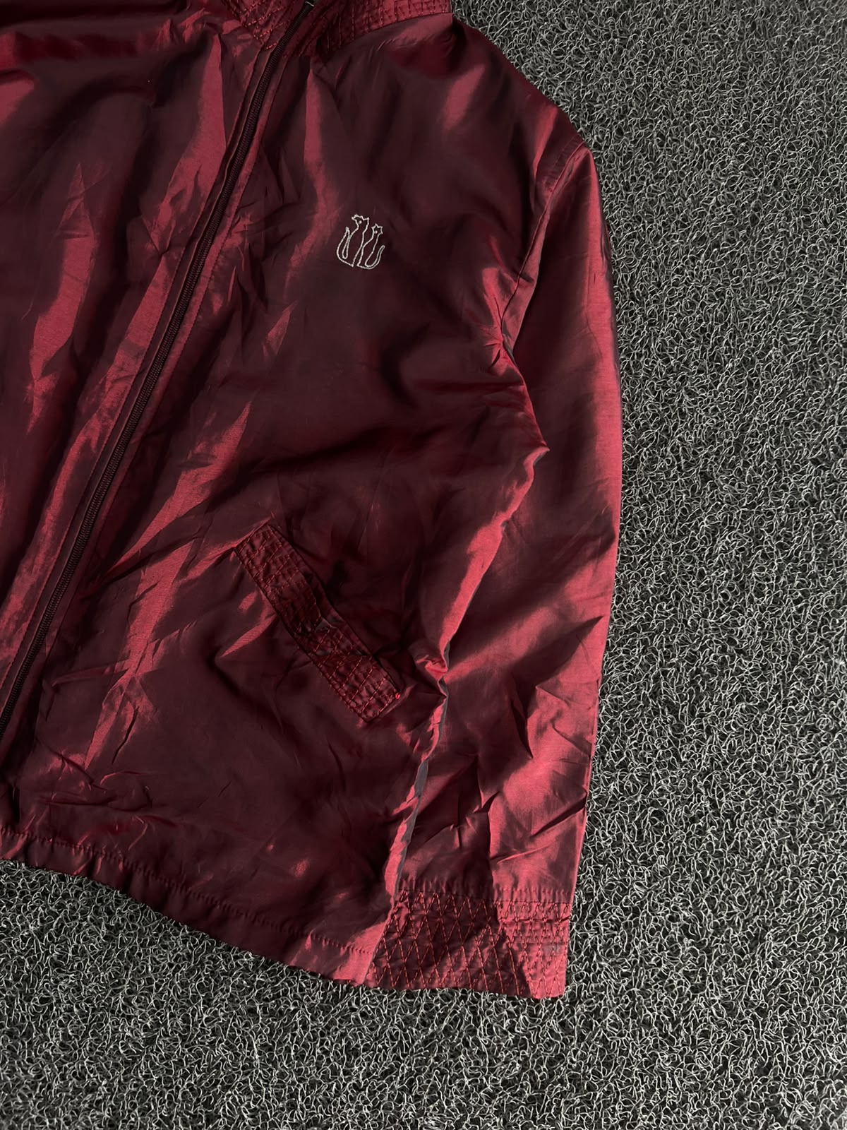 Vintage Full-Zip Windbreaker Jacket with Embroidered Logo