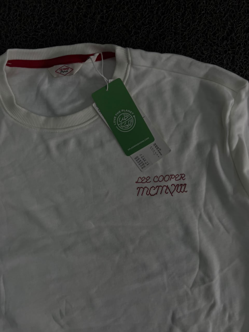 Lee Cooper White Graphic Back Print T-Shirt – Crew Neck Short Sleeve Tee