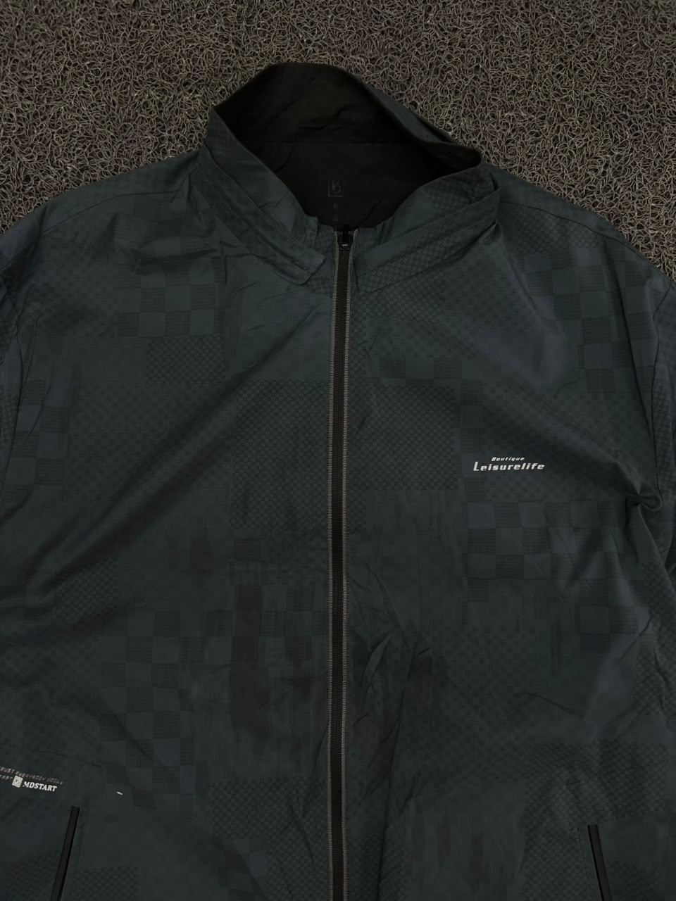 Men’s Checkered Zip-Up Jacket