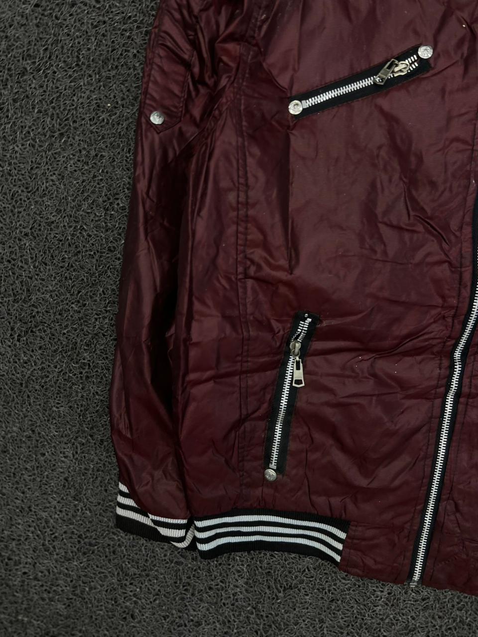 KaQiBeiEr Burgundy Zip-Up Jacket – Small Stains – Multiple Zip Pockets – Ribbed Collar & Cuffs