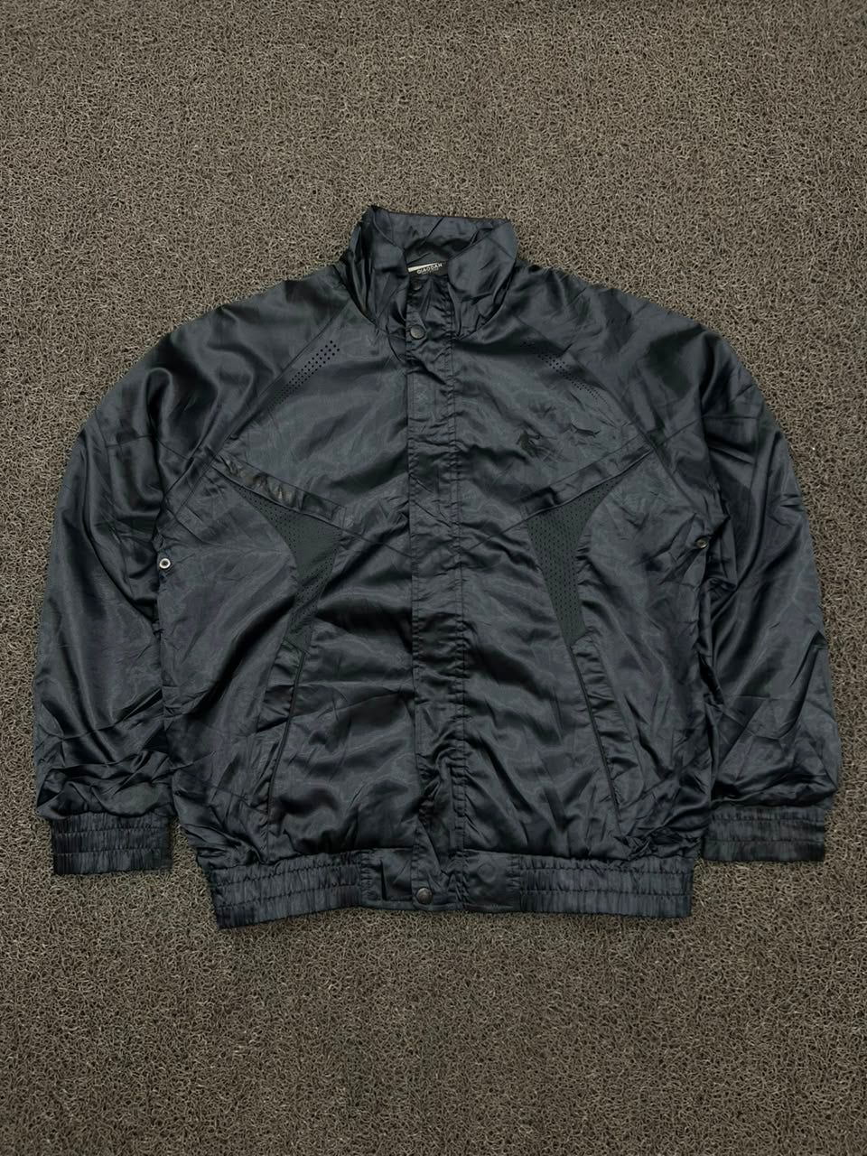 Vintage Black Lightweight Windbreaker Jacket