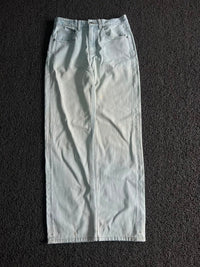 Light Wash Denim– Straight Fit Vintage Style