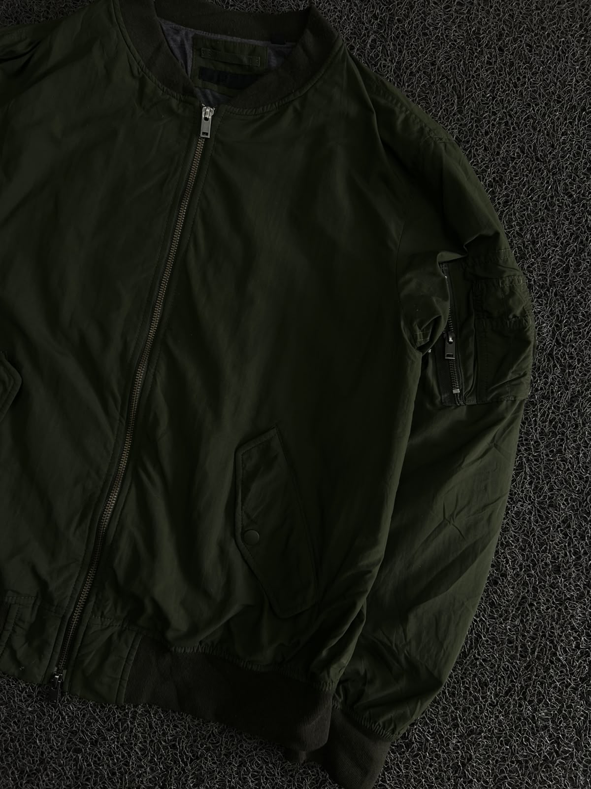 Vintage Bomber Jacket with Utility Pockets – Thriftwear