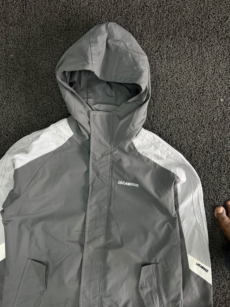 Hooded Waterproof Windbreaker Jacket – Lightweight Full Zip Outdoor Coat