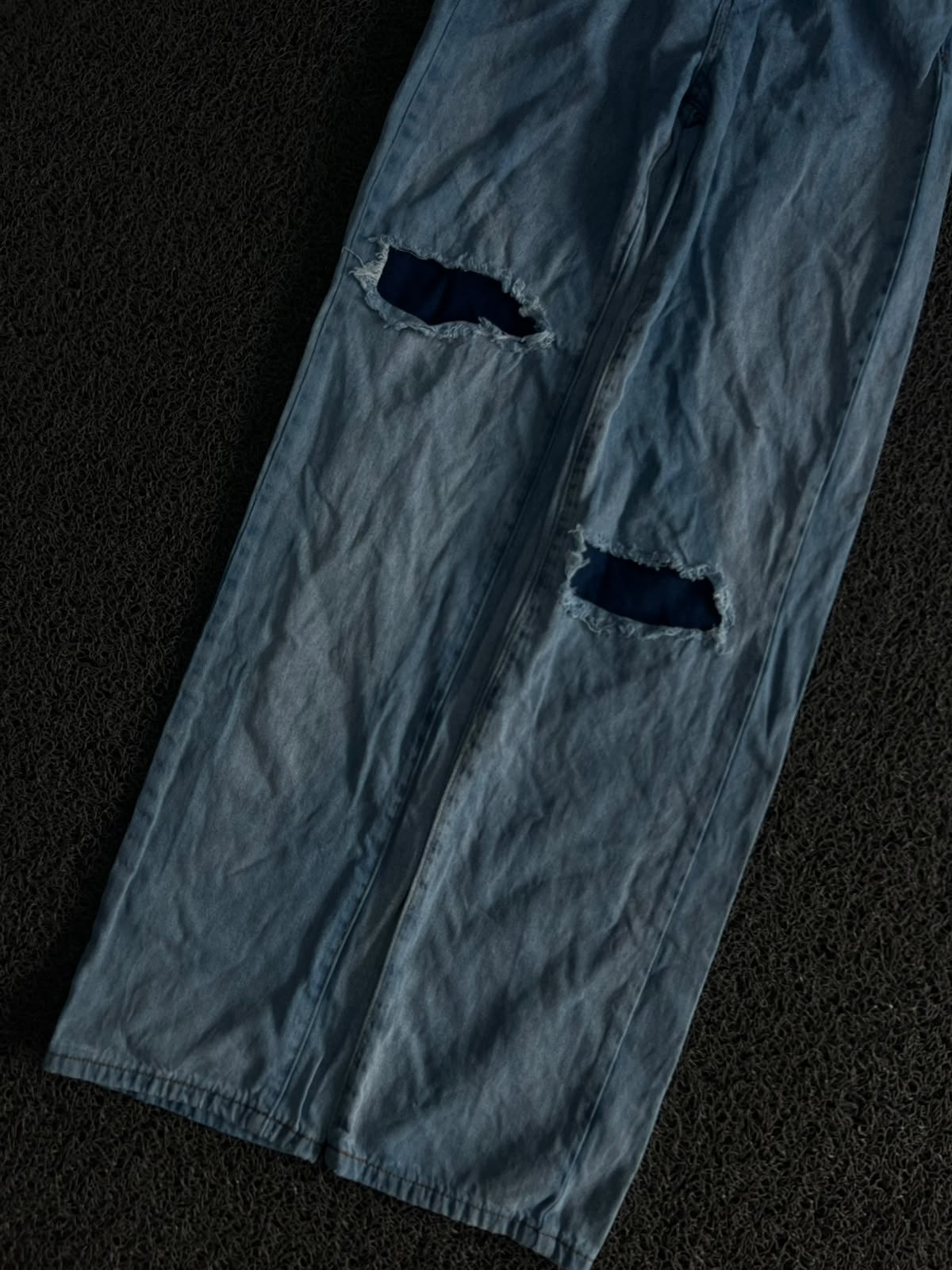Vintage Light Wash Distressed Wide-Leg Jeans