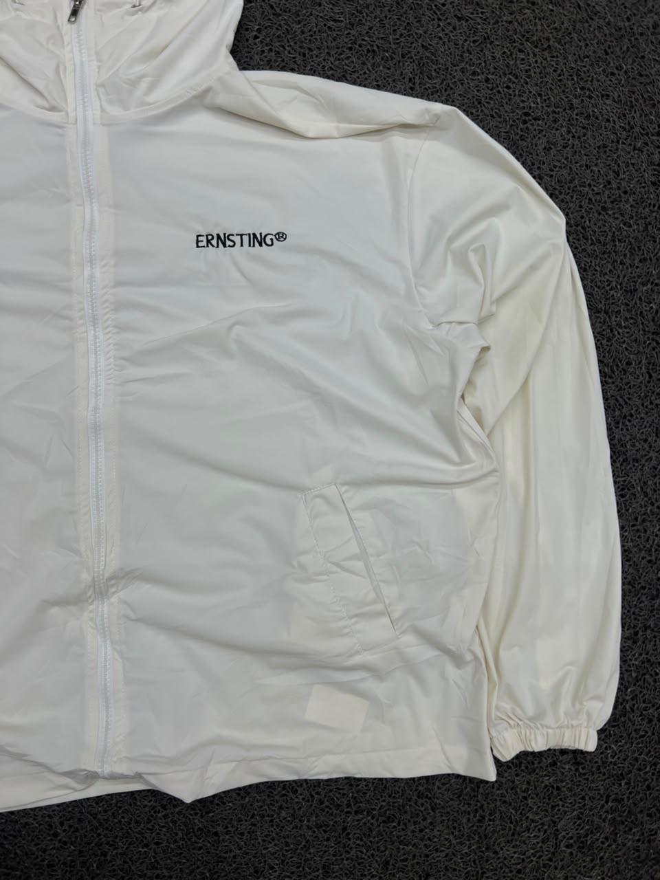 Ernsting® Lightweight Hooded Windbreaker Jacket – Full Zip Packable Casual Outerwear