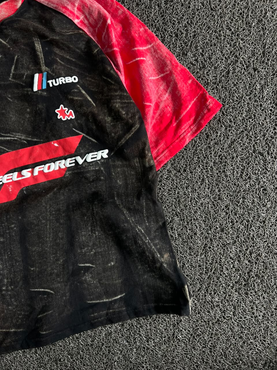 FFW Fast Feels Forever Racing Graphic T-Shirt – Black & Red Raglan Five Sleev