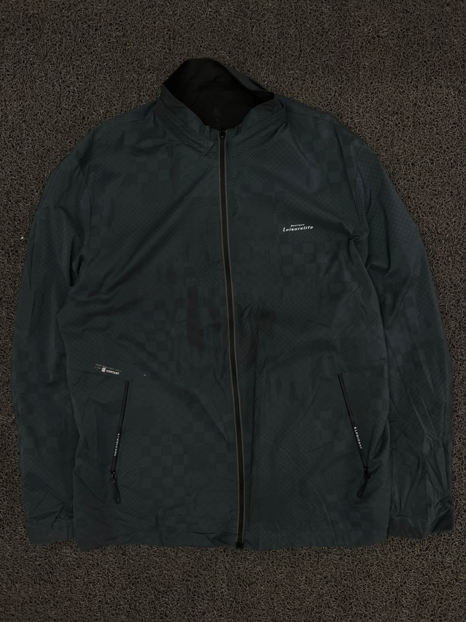 Men’s Checkered Zip-Up Jacket