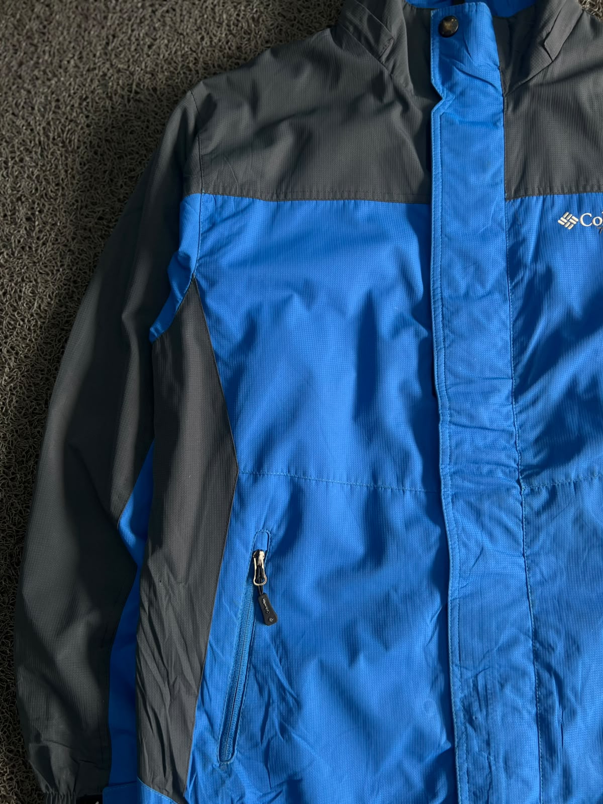 Columbia Waterproof Outdoor Jacket – Full Zip Hiking Rain Coat