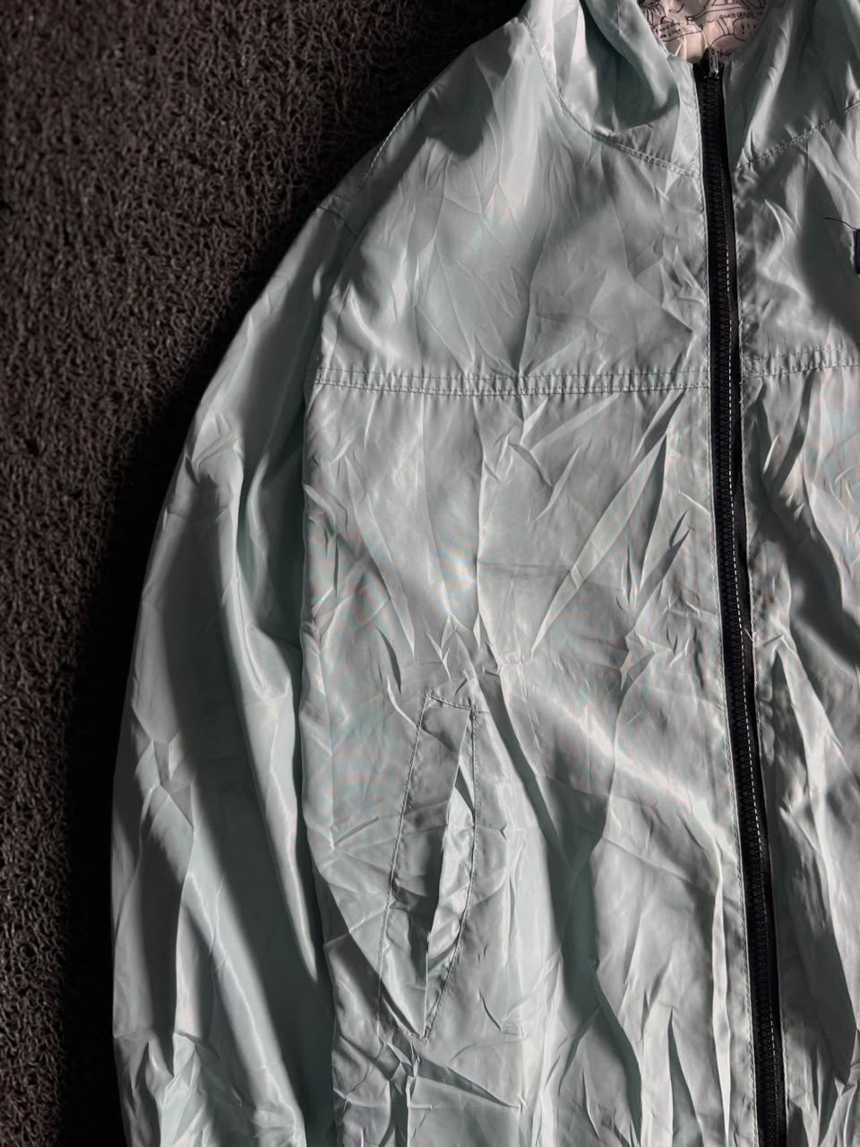 Reversible Lightweight Hooded Jacket – Printed & Solid Side