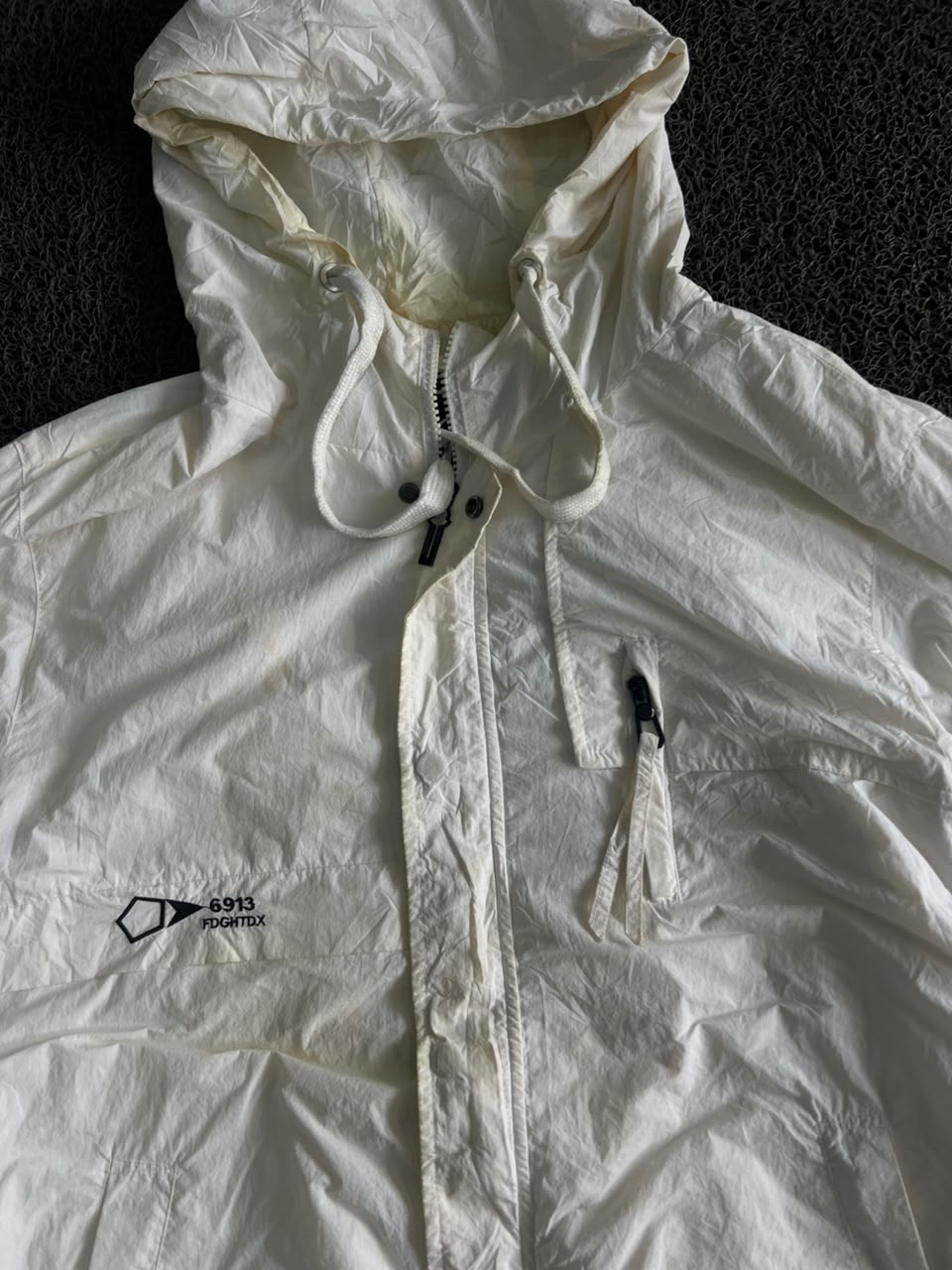 White Streetwear Hooded Jacket –⚠️ Minor Stain | Full Zip
